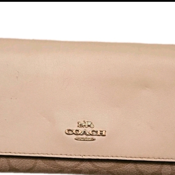 Coach Signature Leather Trifold ID Wallet Clutch Khaki/Light Pink Style#B2246 - Picture 1 of 6